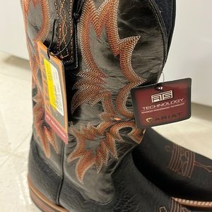 Ariat square toe Boots size 10D